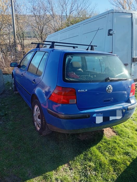 Голф 4 1.6  16V на части