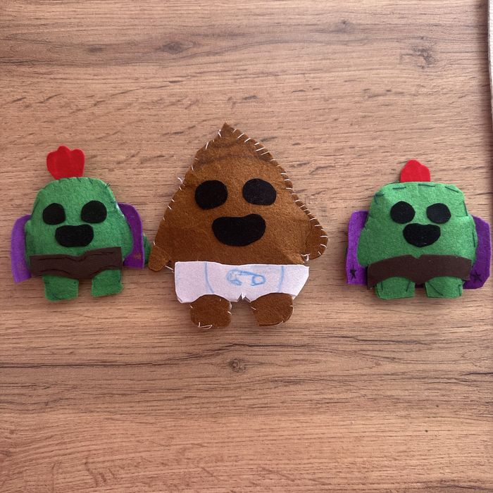 Продаю вязаных спайков