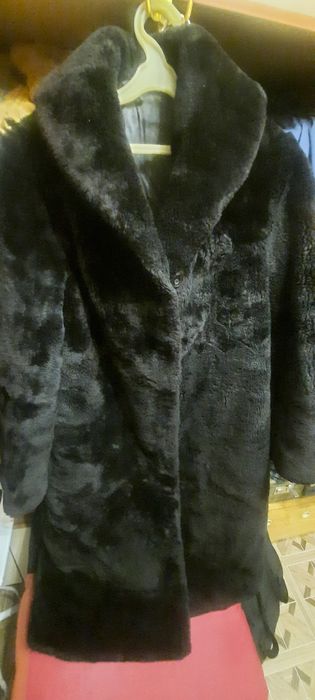 Продаётся шуба цигейковая