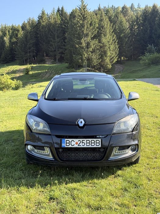Vând Renault Megane 3 GT-Line, culoare negru