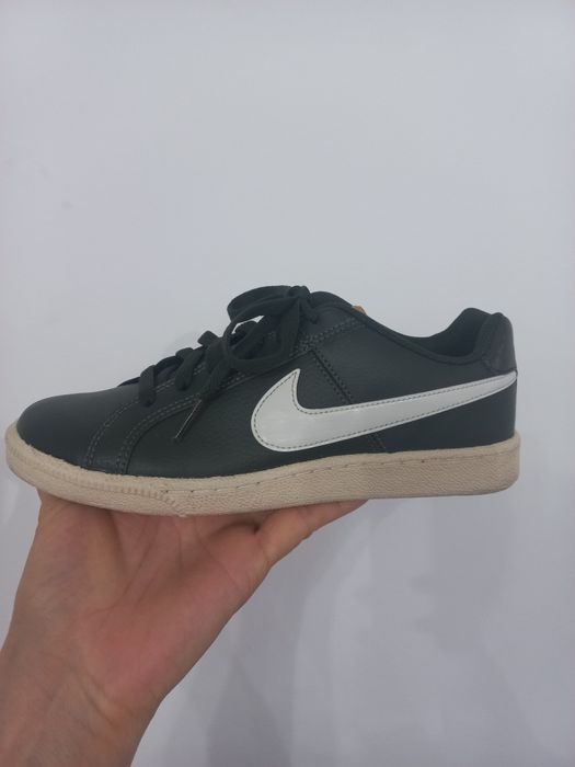 Кроссовки Nike кожаные