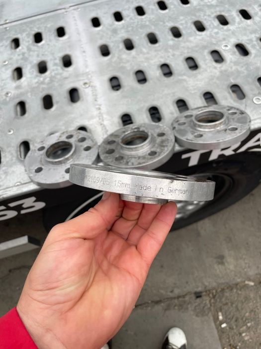 4 distanțiere 15mm 5x98 5x100 cu prezoane incluse