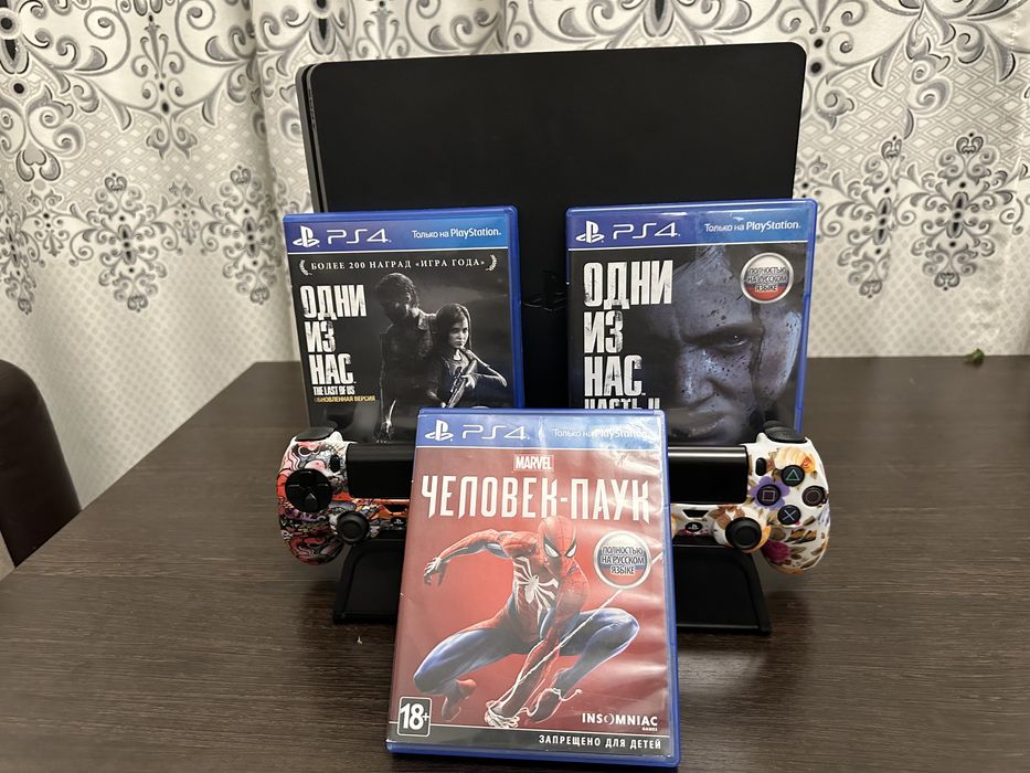 Playstation 4 slim 1 TB в идеале