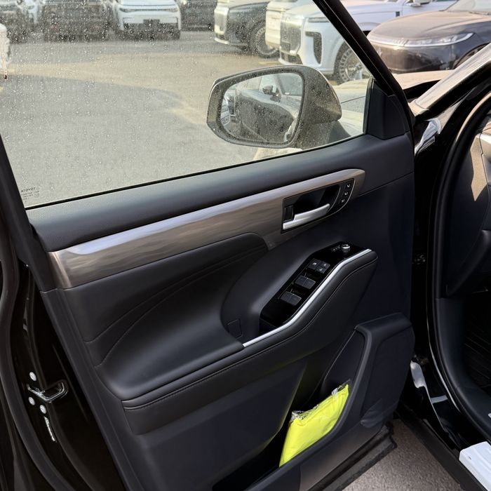 Toyota highlander limited 2.5 hybrid