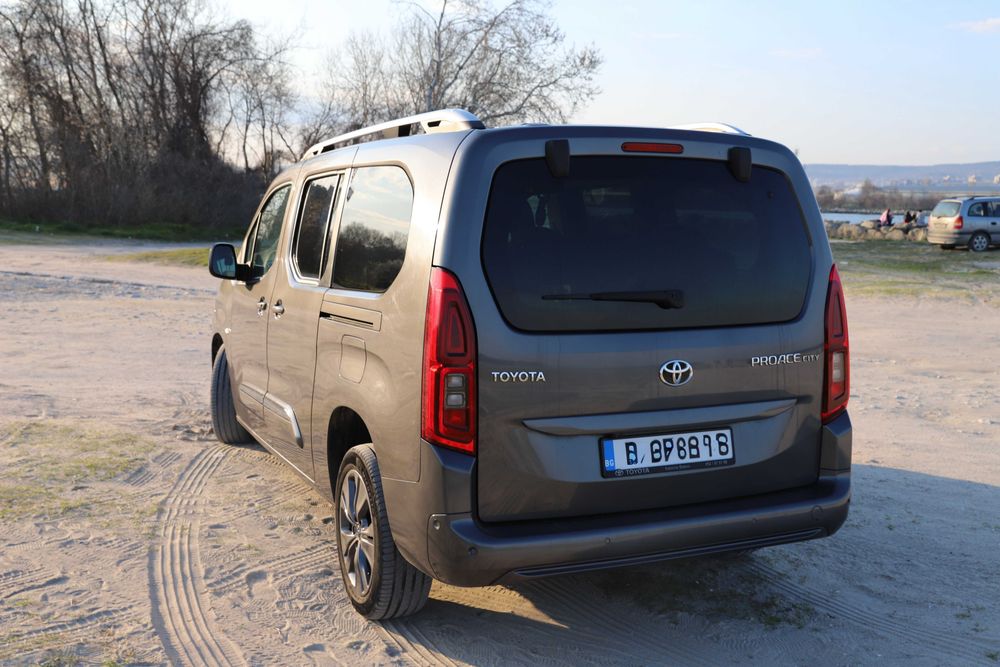 Toyota Proace City 1.5 Family L2 7 местна, 1.5 дизел 100кс