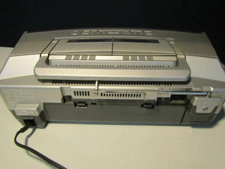 Магнитола Panasonic RX-ED50 (двухкассетник, CD, радио).