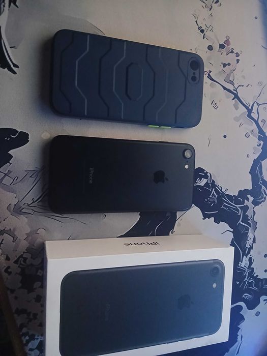 iPhone 7 128GB (Оригинал, с коробкой)
