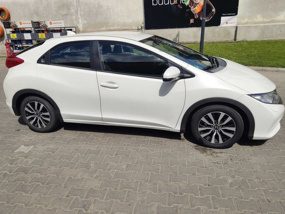 HONDA Civic 2014 — imagine 2