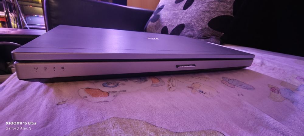 Hp Elitebook 8460p 8gb i5 256ssd ofice/multimedia