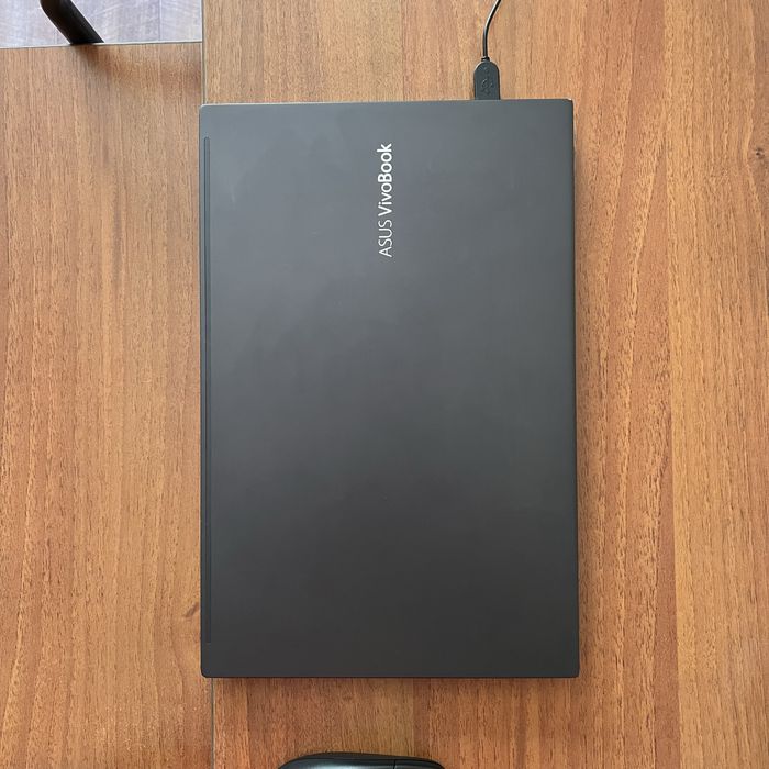 ASUS VivoBook 15 / Ryzen 5 / 8GB / SSD
