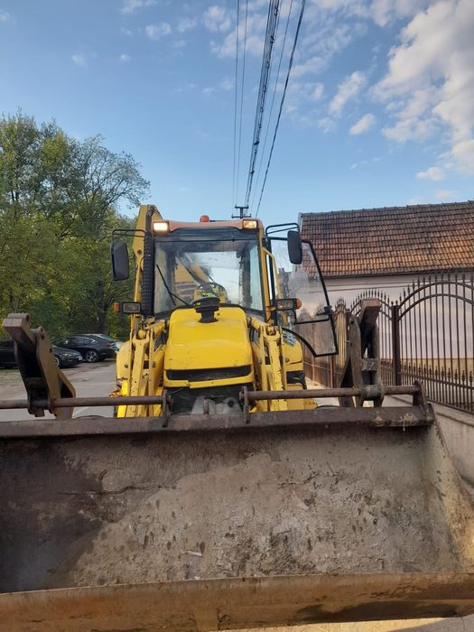 Buldoexcavator komatsu