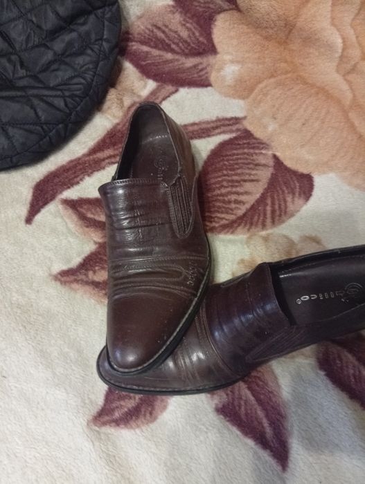 Мужские туфли продам