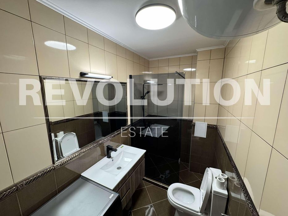 Тристаен апартамент  в гр.Варна, м-т Ален мак!