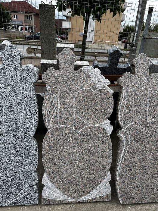 Cruci de marmură & cruci de granit !