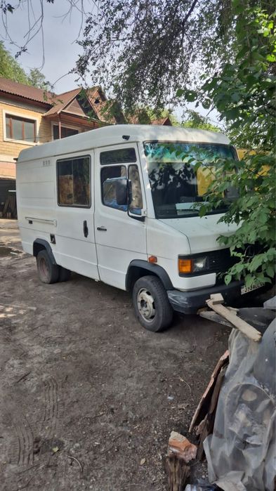 Мерседес 510 двух скатный