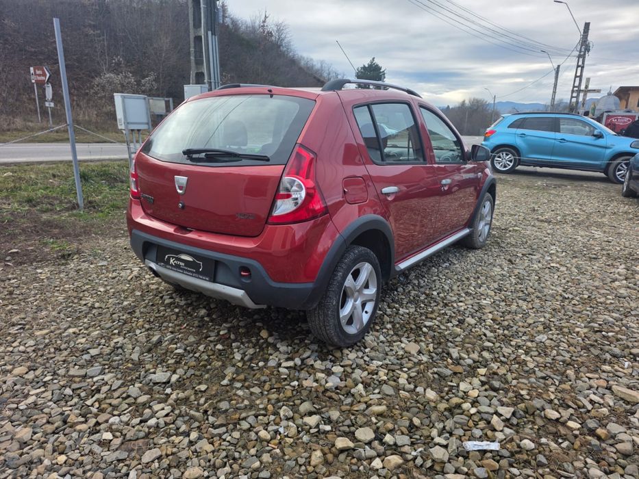 Dacia Sandero Stepway 1.6 benzină + GPL