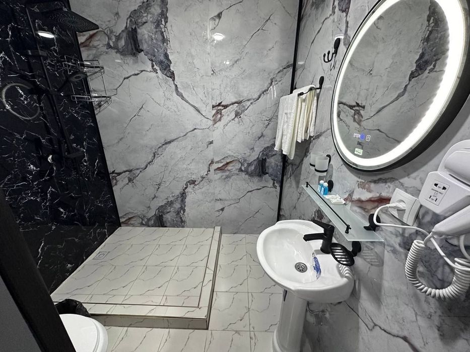 Kunlik kvartira Mehmonxona Gastinitsa Hotel/ Xostel...