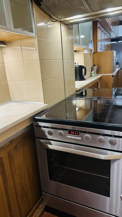 Дава се под наем Двустаен апартамент в Пловдив, Център - 120 кв.м за 1020 € - Снимка #23