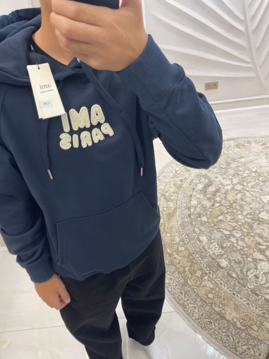 Moncler куртка новая