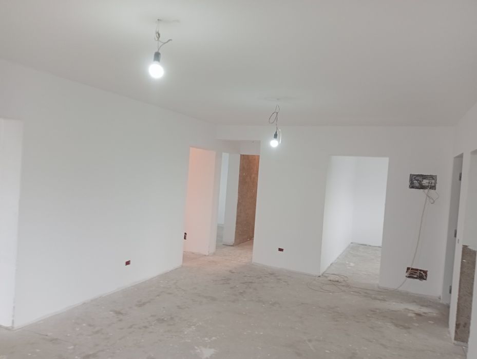 Casa de vânzare în Horia