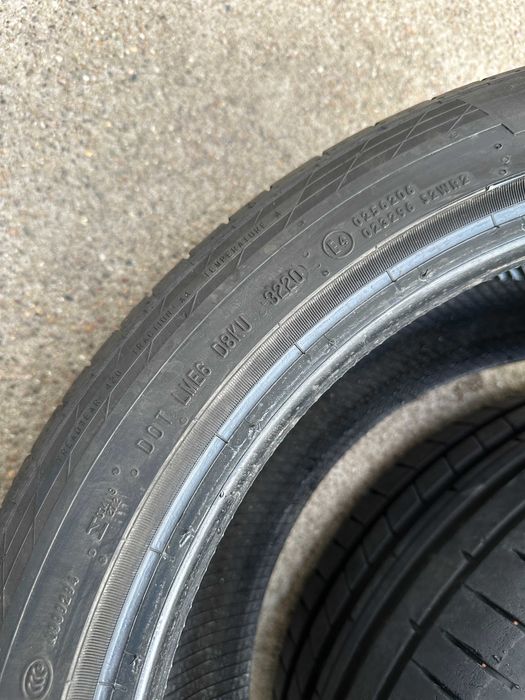 2бр. летни гуми 235/45/19 Continental SportContact 5 SSR Runflat