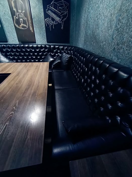 Продаем комплект диван и столы