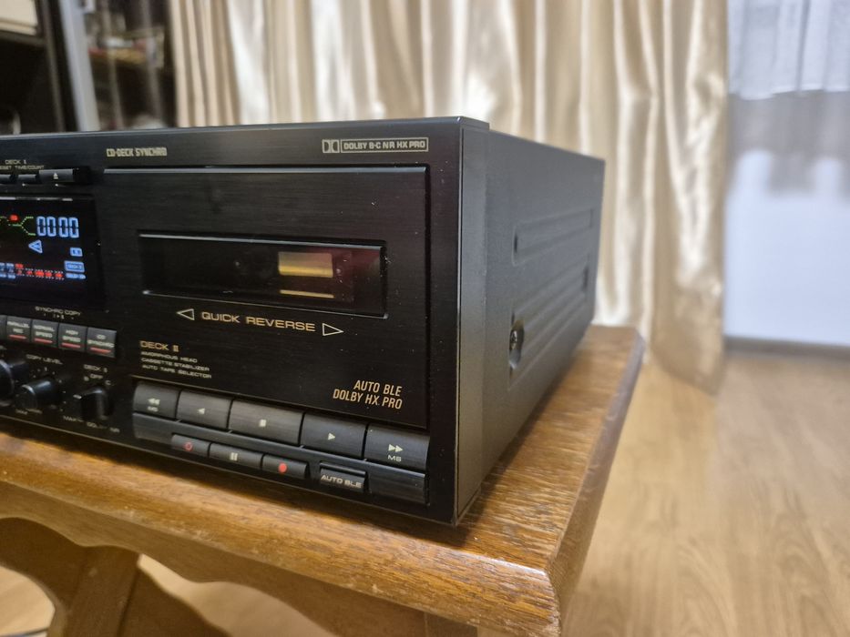 Dublu deck Pioneer cap de serie