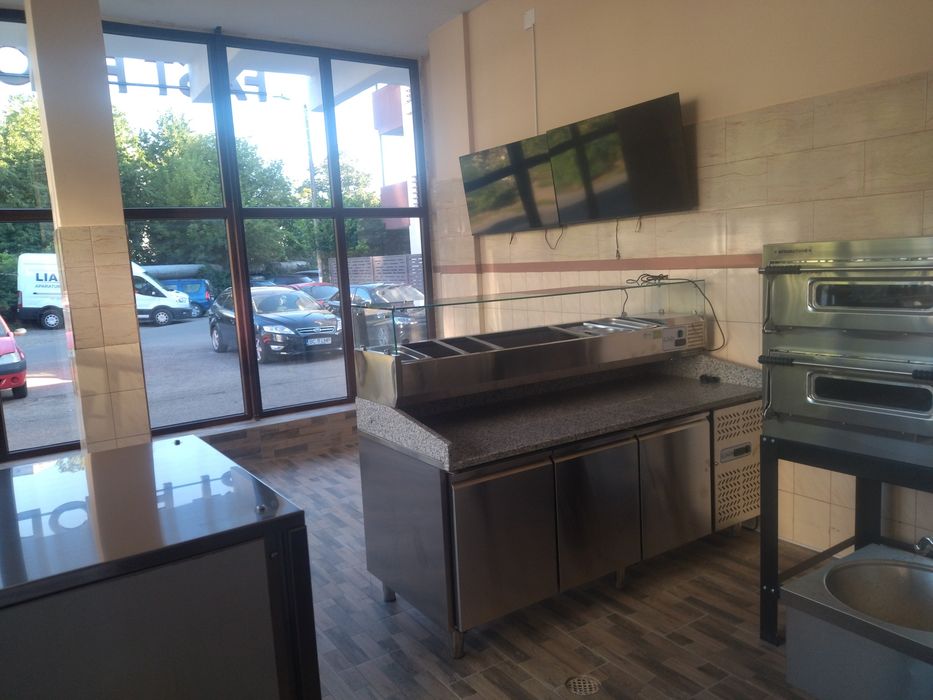 Spatiu comercial-INCHIRIERE afacere la cheie, Bacau