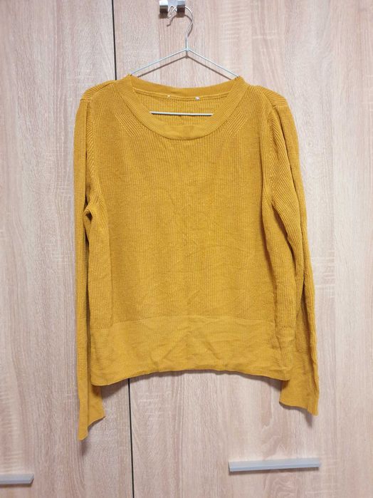 Pulover galben, marimea S