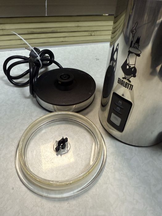 Пенооабразувател Bialetti
