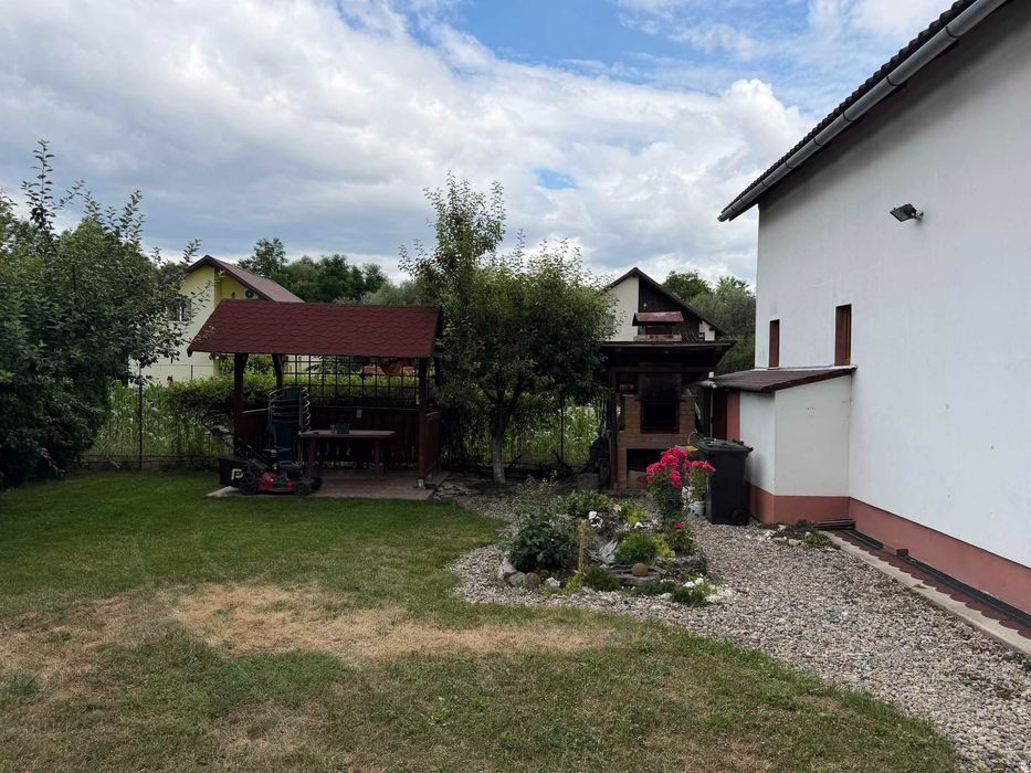 Vand casa in Vlaha situata la 15 km de Cluj-Napoca
