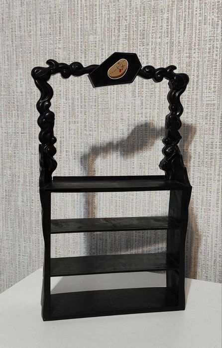 Мебель для кукол Monster High