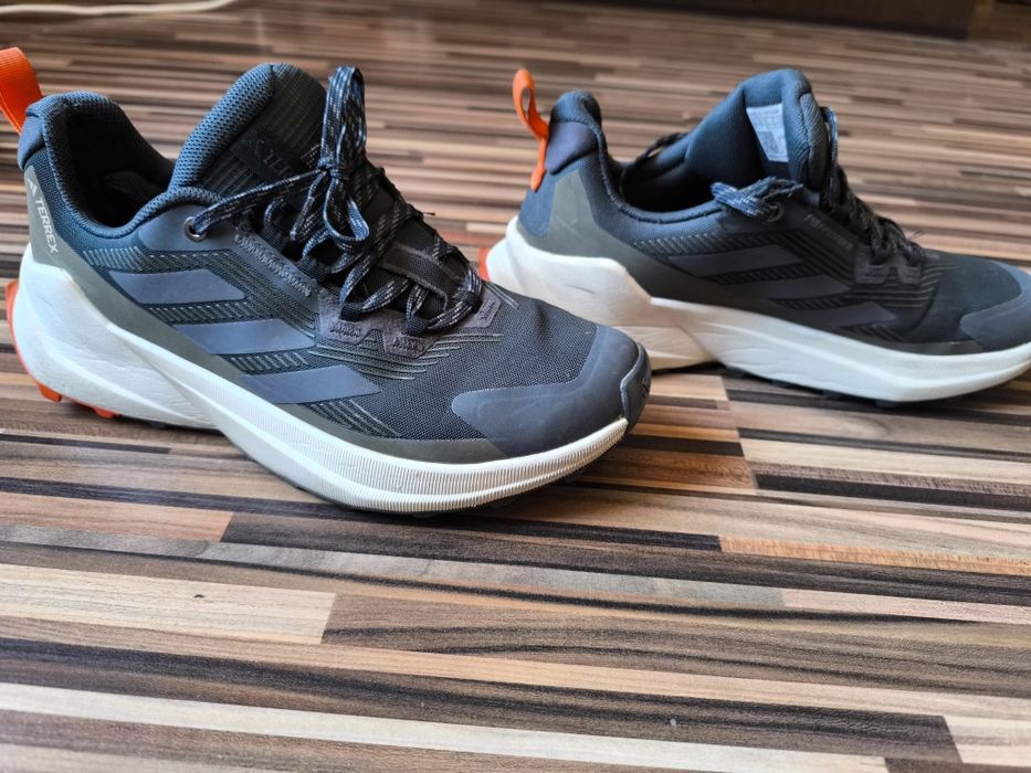 Nike Terrex маратонки