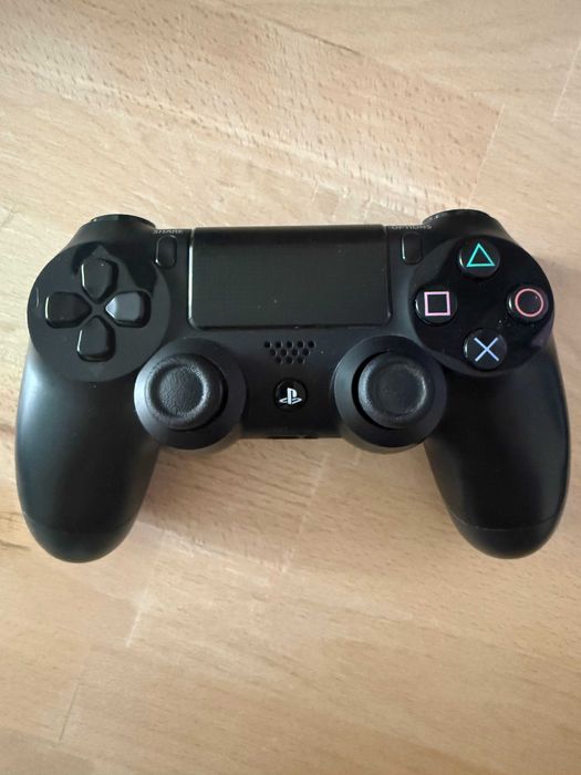DualShock 4 (Sony Playstation 4)
