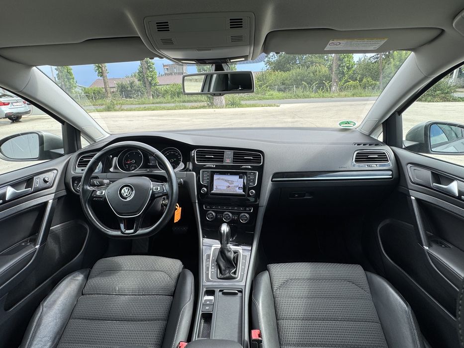 VW GOLF AUTOMAT/navigatie/piele/scaune sport inc/rate/garantie/150cp