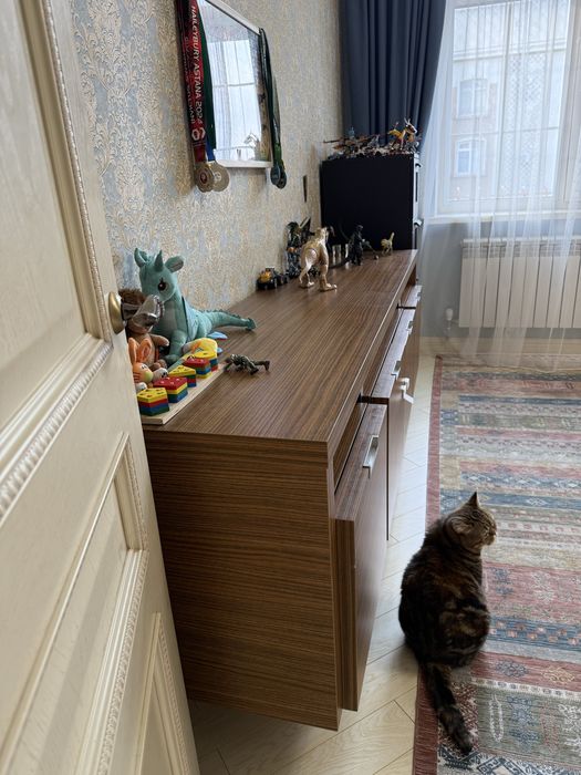 Продам тумбу под TV