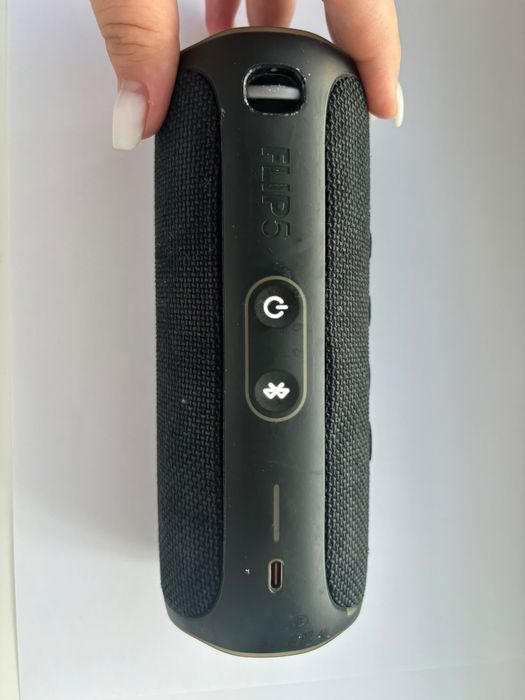 Jbl flip 5 в хорошем состоянии