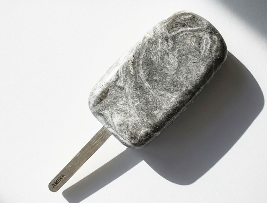 Подарък за Свети Валентин. Единствена в света брошка от епоксидна смол