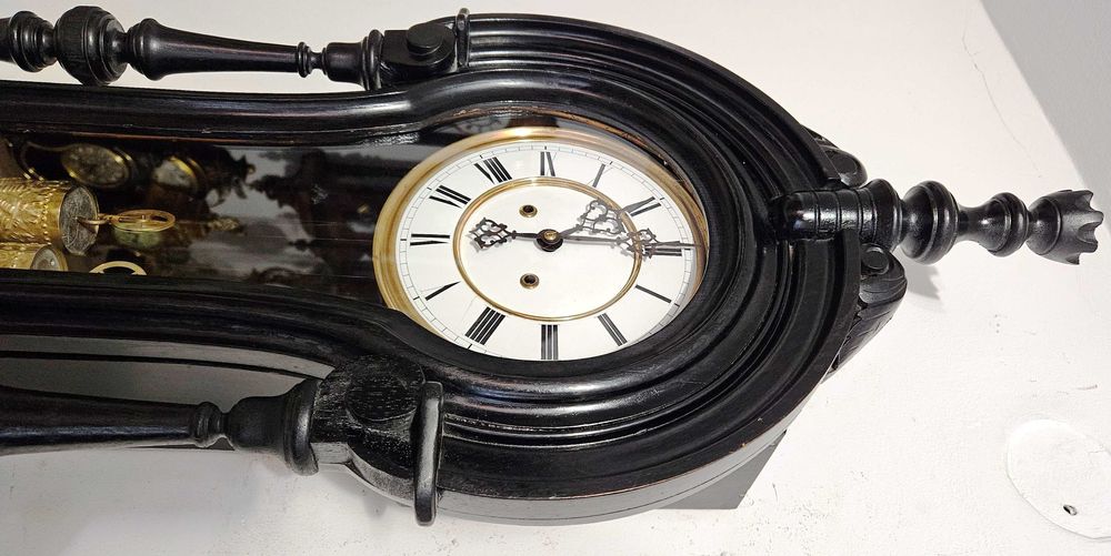 Ceas de perete cu pendula si 2 greutati Schutzmarke