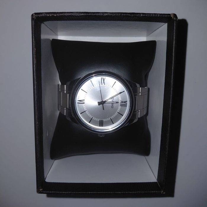 Наручные часы Casio