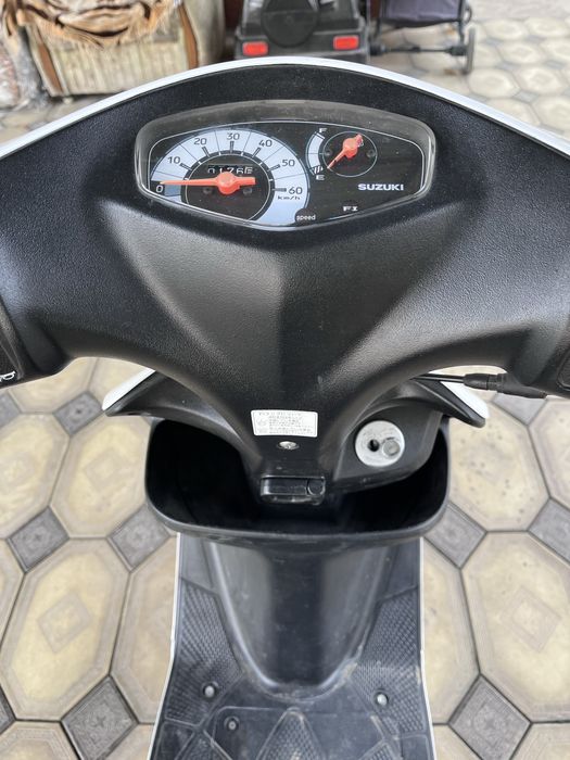 Продам мопед Suzuki Address V50 2013года