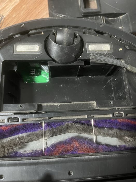 Продам робот пылесос !