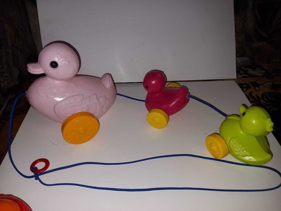 Продам детские игрушки