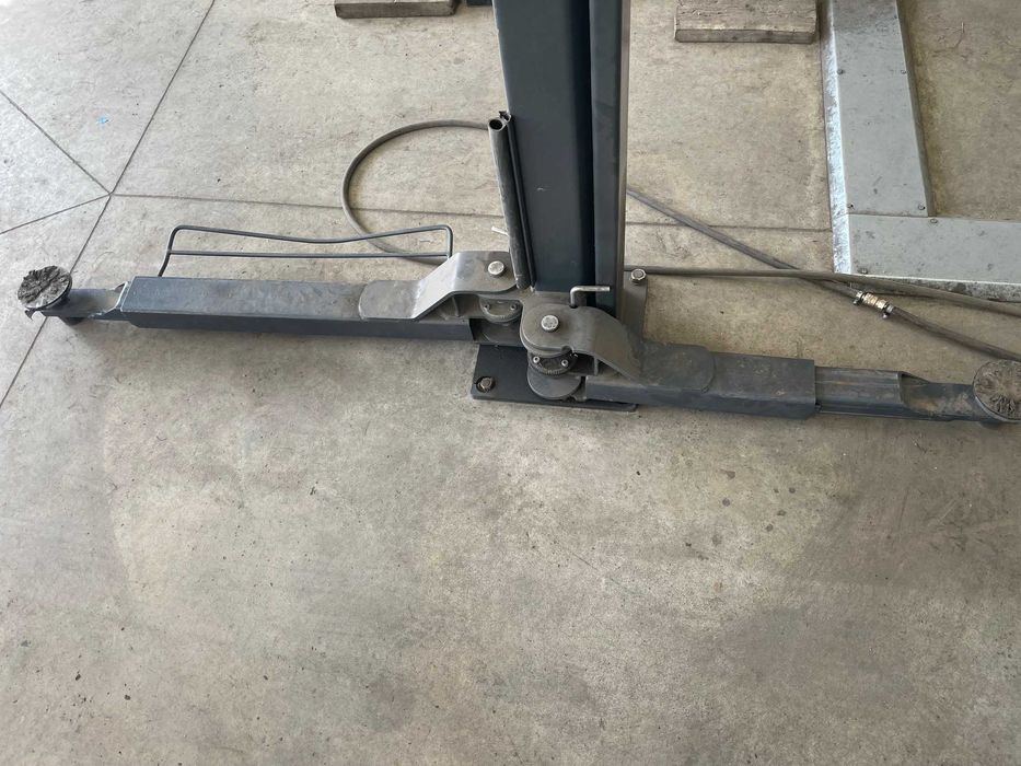 Двуколонен подемник NUSSBAUM