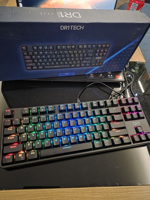 Asus Rog механични геймарски