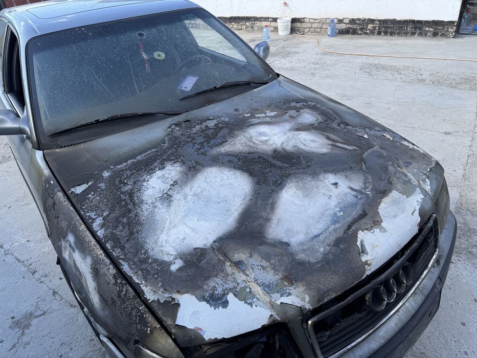 Авто разбор на ауди 100 с4