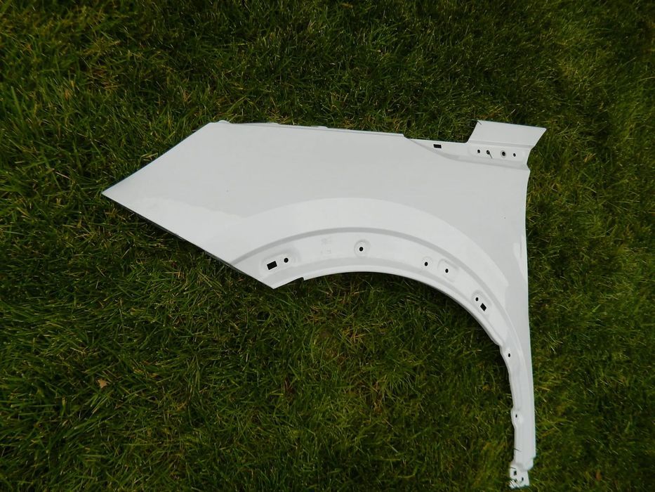 Aripa stanga fata Peugeot 2008 an 2019 2020 2021 2022 2023 2024 2025 cod 9825439180