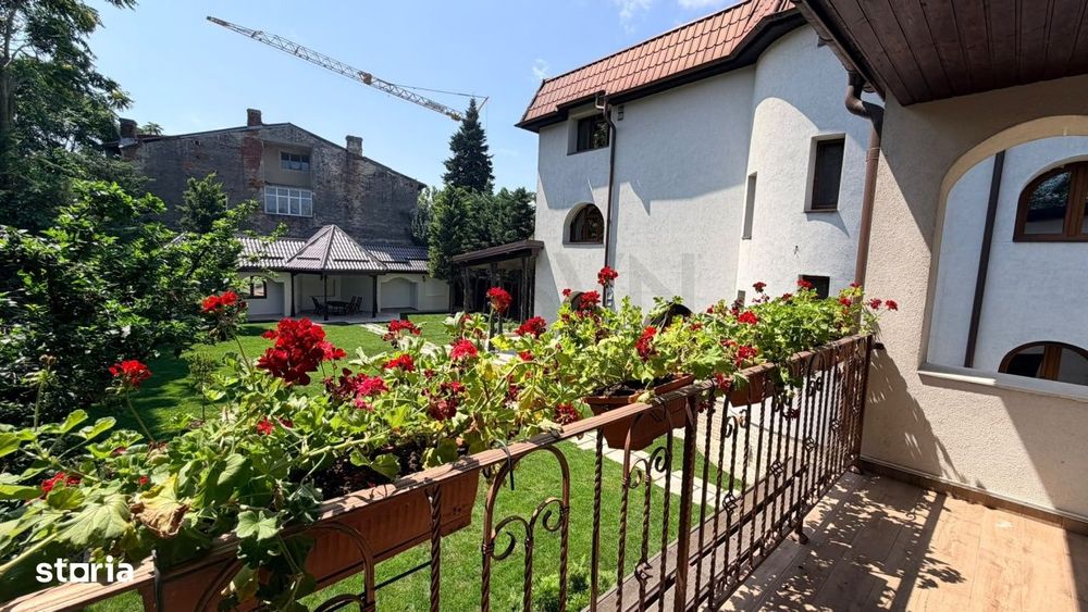 Vila Unirii I 8 camer I gradina intima