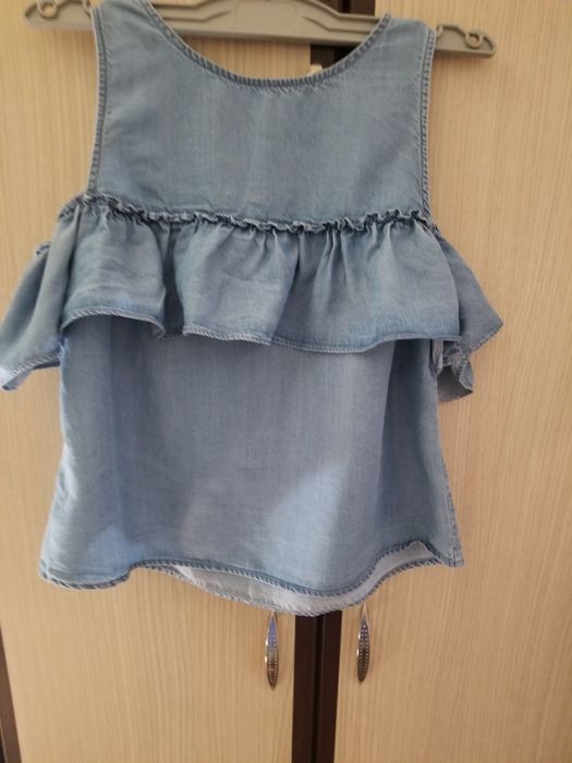 Maieu denim cu volane, crop