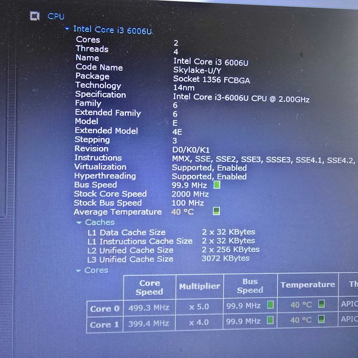 Продавам лаптоп Acer Aspire E 15 (E5-575G-31RF).